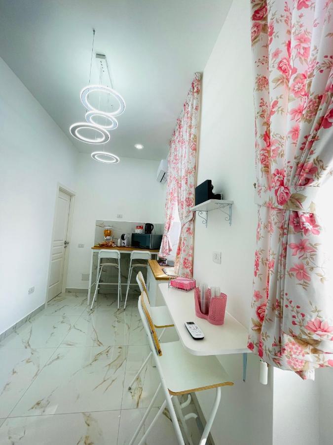 Virgy House Bed & Breakfast Napoli Ngoại thất bức ảnh