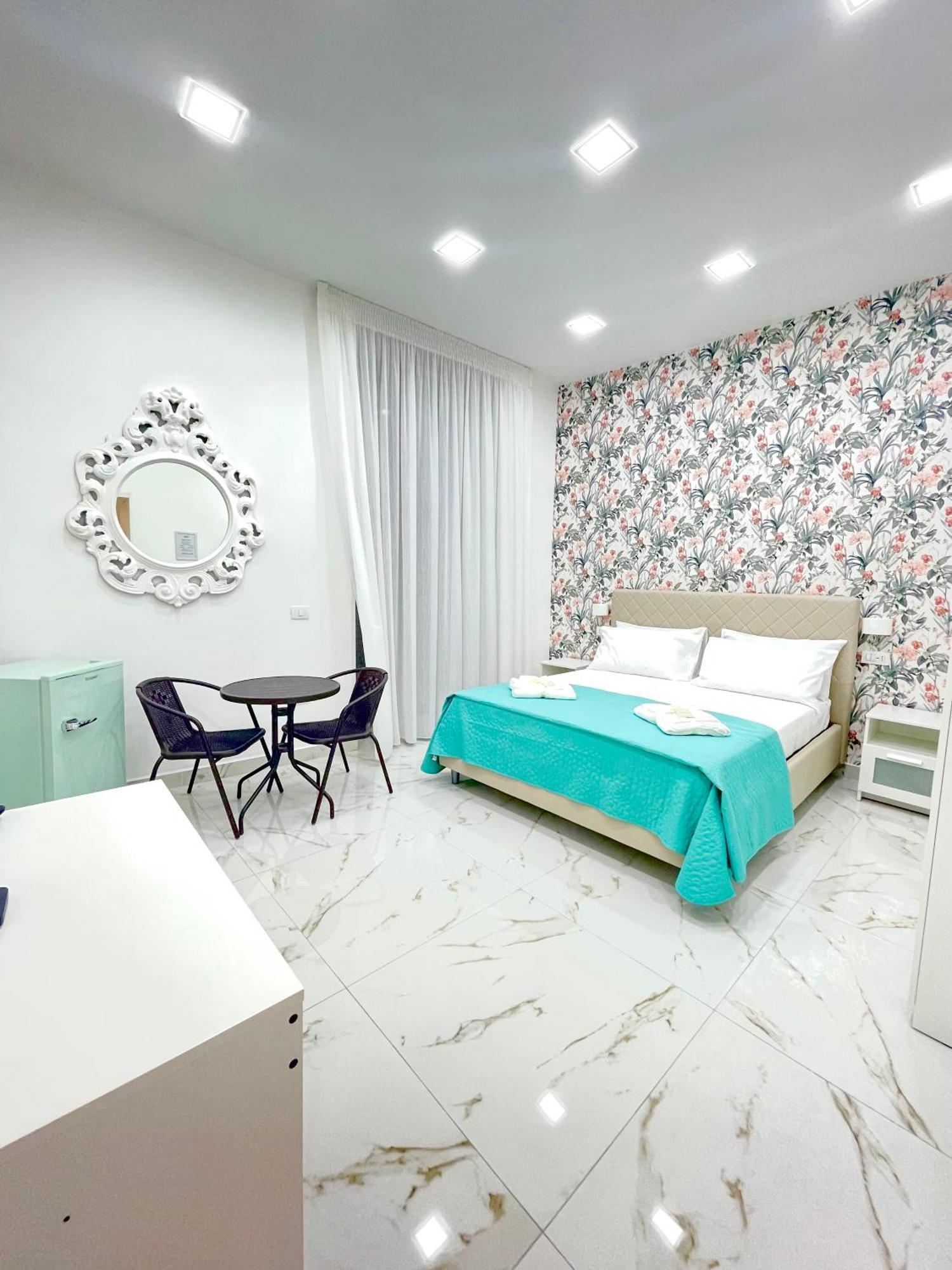 Virgy House Bed & Breakfast Napoli Ngoại thất bức ảnh