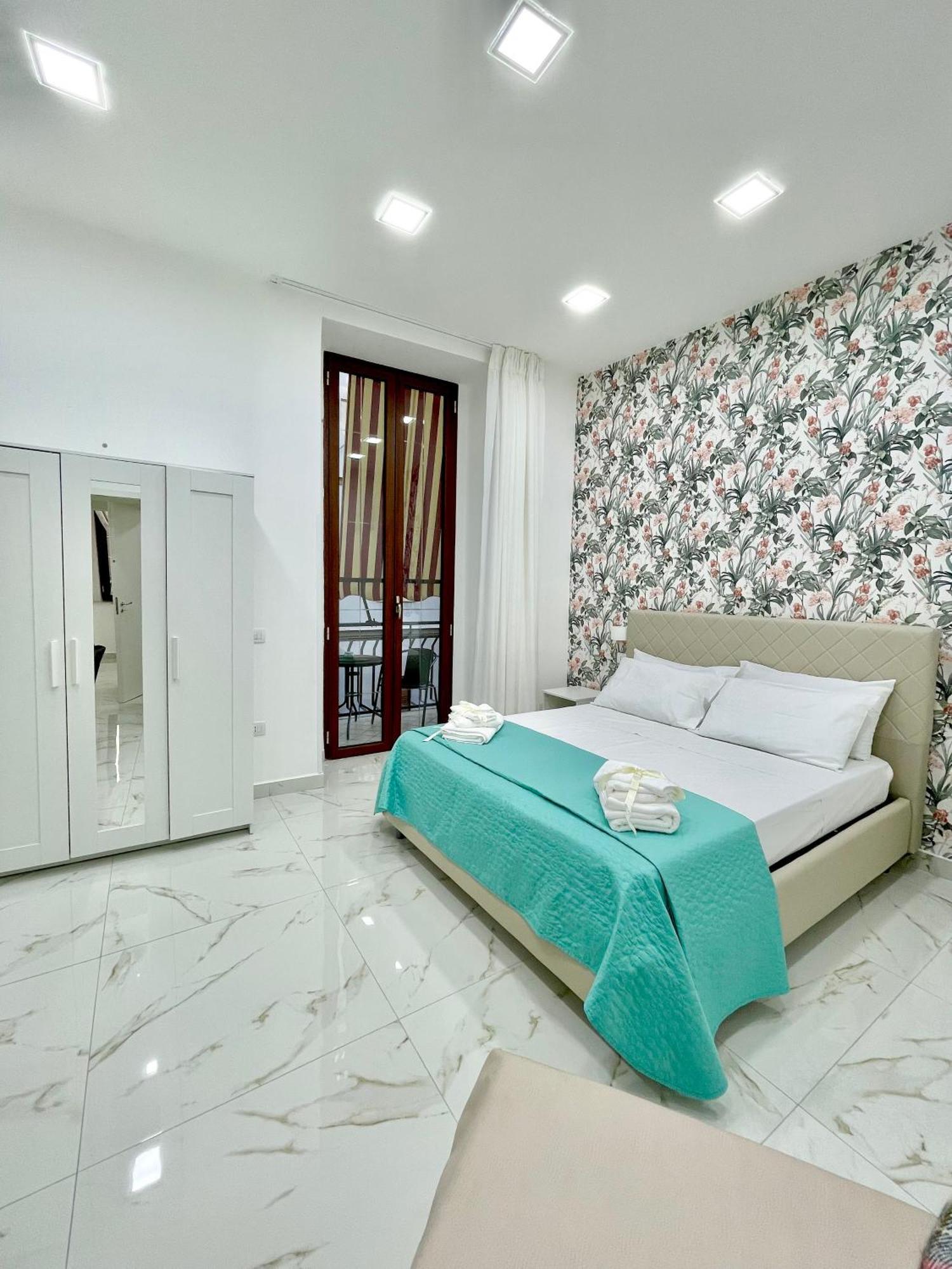 Virgy House Bed & Breakfast Napoli Ngoại thất bức ảnh